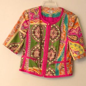 Colorful and lined 3/4 length sleeved jacket.